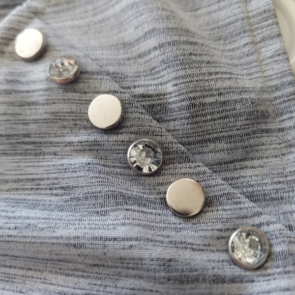 Linda Matthews Gray woman's blouse Size XL New. Any seasons Gift Mothers day - Picture 6 of 6